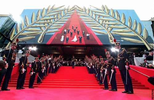 Giải trí - Angela Phương Trinh tại LHP Cannes: Truyền thông đang bị ‘dắt mũi’? (Hình 2).