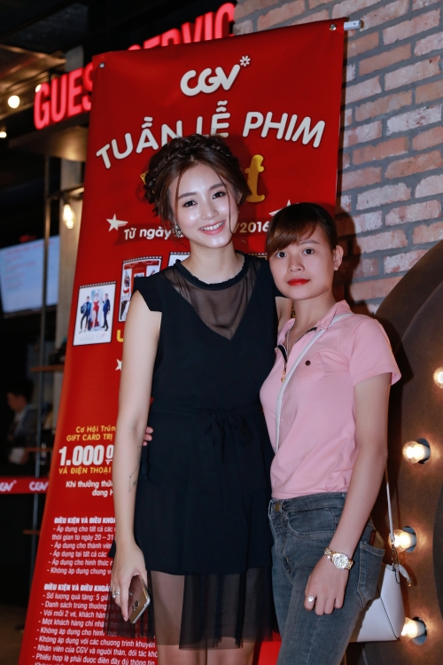 Giải trí - Chi Pu, Thùy Anh, Hà Min rạng rỡ giao lưu tại Tuần lễ phim Việt (Hình 3).