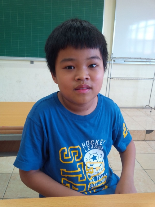 X&atilde; hội - Cậu b&eacute; lớp 3 ẵm 5 huy chương v&agrave;ng to&aacute;n quốc tế, học hết s&aacute;ch lớp 12 (H&igrave;nh 2).