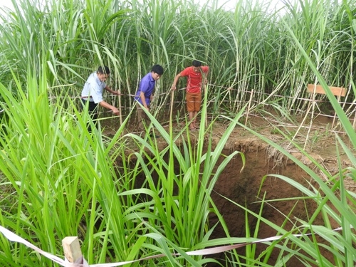 Xã hội - Hoảng hồn hố ‘tử thần’ ở Thanh Hóa sụt sâu thêm 10m