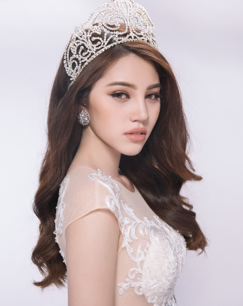 Giải trí - Vẻ đẹp thanh khiết của Hoa hậu Thế giới người Việt tại Úc (Hình 3).