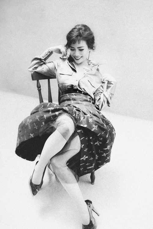 Giải trí - Sĩ Thanh đẹp mê hoặc như minh tinh Hollywood - Audrey Hepburn (Hình 4).