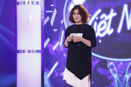 Giải trí - Vietnam Idol tập 5:Quán quân Học viện Ngôi sao khóc khi nhận vé vàng (Hình 2).