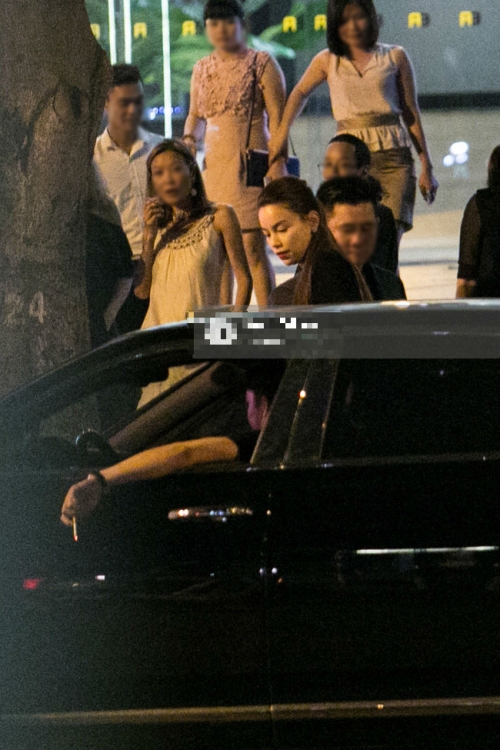 Giải trí - Hồ Ngọc Hà lại công khai hẹn hò với đại gia Chu Đăng Khoa (Hình 5).