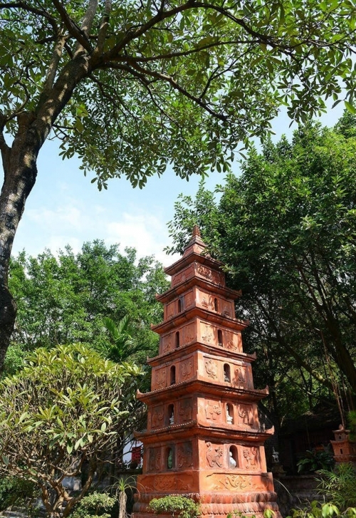 Kinh doanh - Choáng với Việt Phủ có 2.000 cổ vật của họa sĩ Thành Chương (Hình 3).
