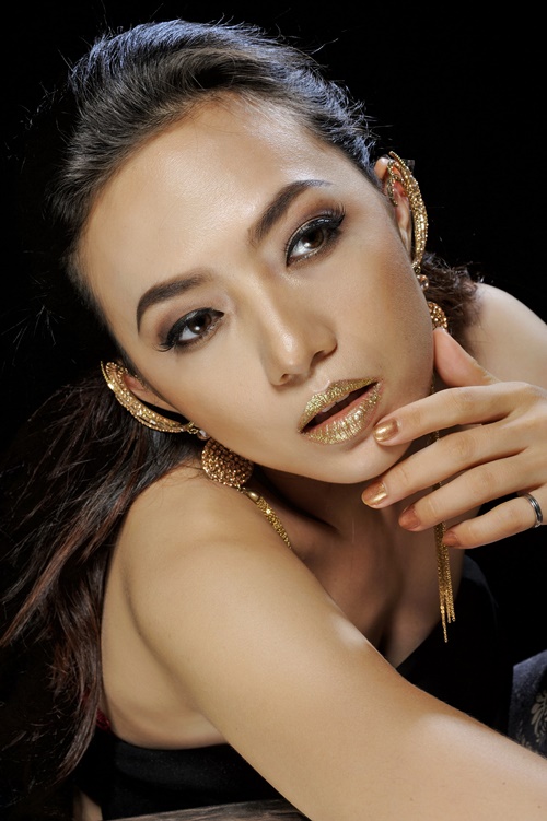 Giải trí - Tinna Tình trở lại yêu kiều sau phong cách nam tính (Hình 6).