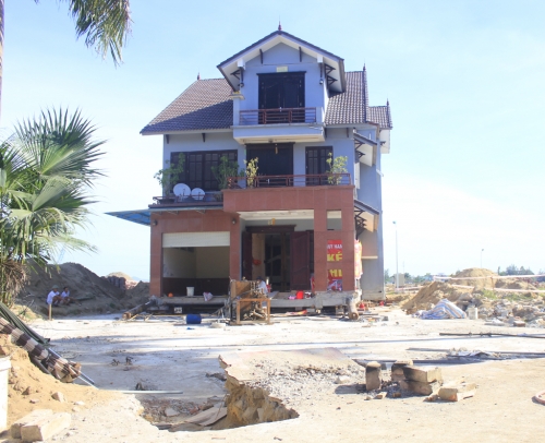 Kinh doanh - Gia chủ kể chuyện thần đ&egrave;n di dời biệt thự 800 tấn l&atilde;i 2 tỷ