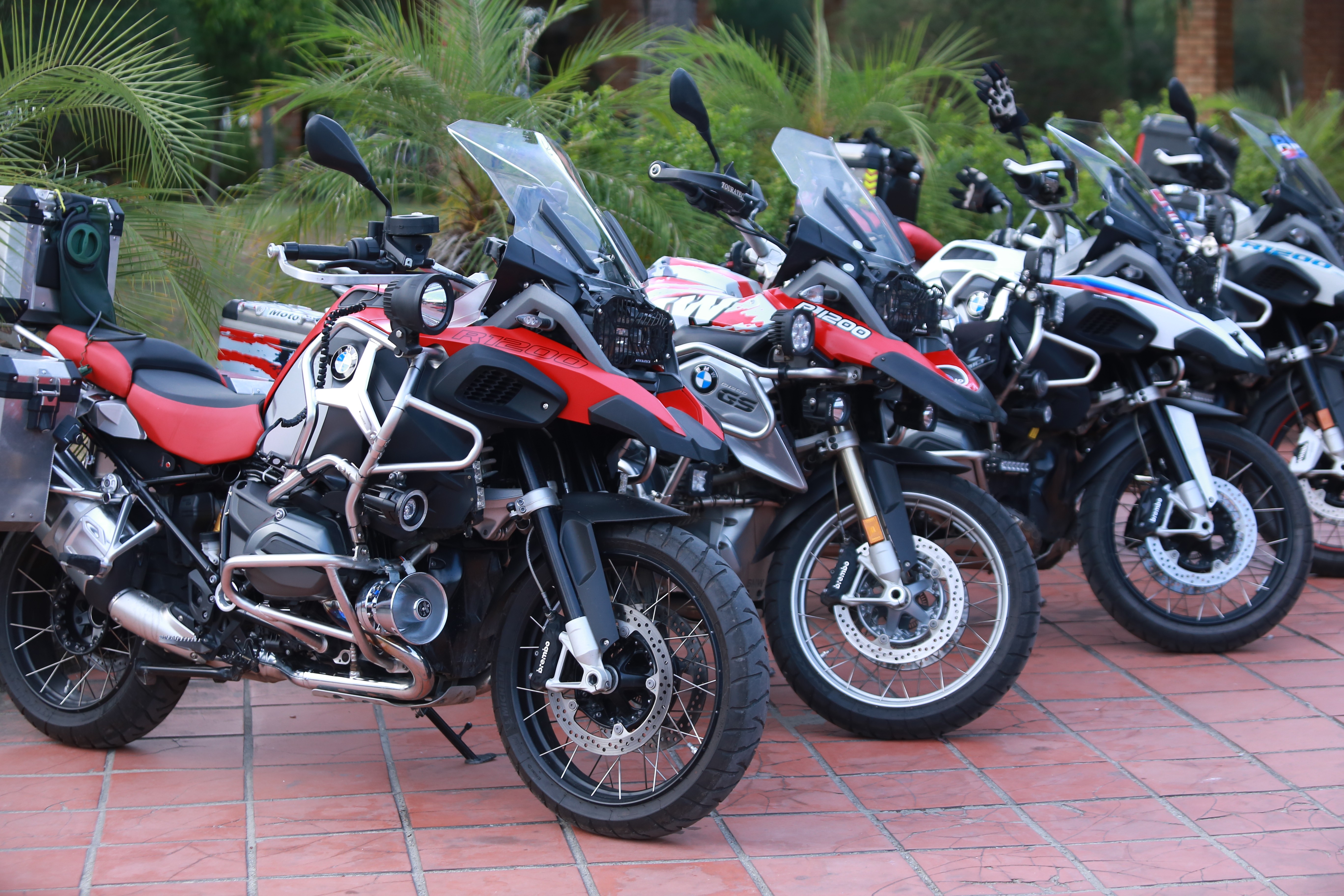 Xe++ - 150 biker và cuộc hội ngộ của hàng trăm xe phân khối lớn tiền tỷ (Hình 10).