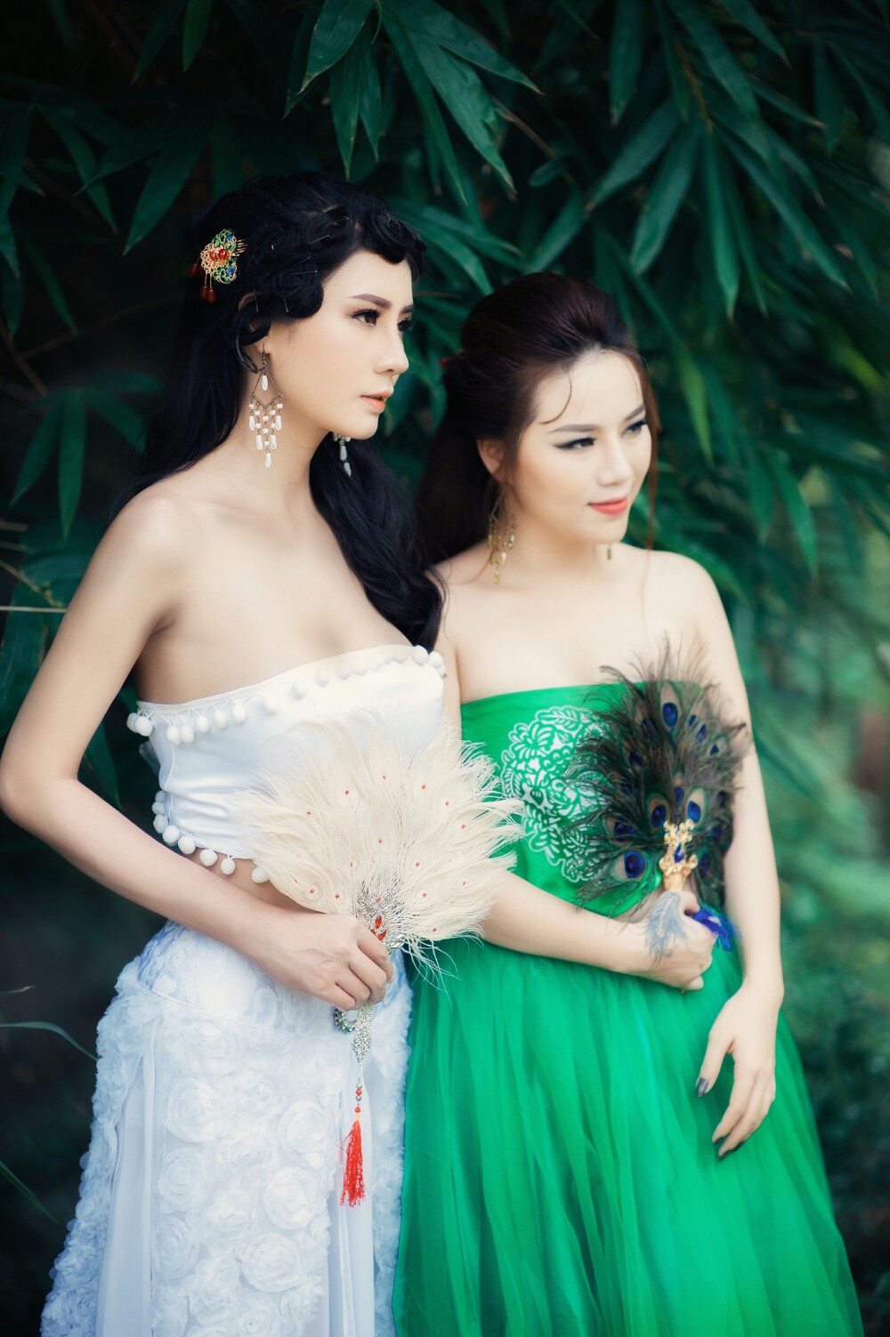 Giải trí - Hai thiếu nữ hóa thân thành 'Thanh xà Bạch xà' phiên bản 3D gây sốt (Hình 4).