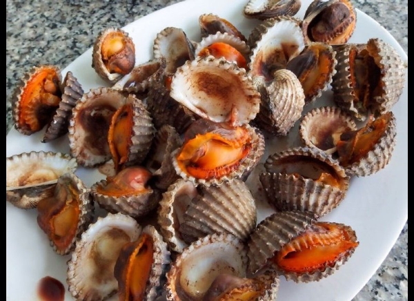 Xã hội - Mẹo hay lựa chọn và làm sạch ngao, sò, ốc cực đơn giản (Hình 3).
