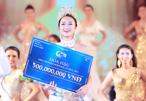 Giải trí - Ngắm nhan sắc không son phấn của Tân Hoa hậu Bản sắc Việt toàn cầu (Hình 2).