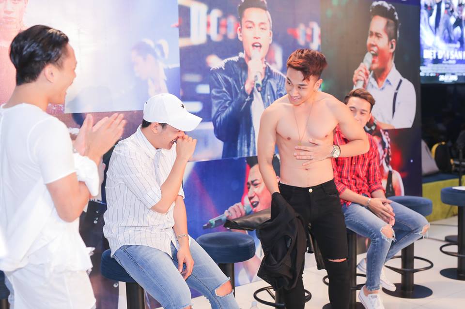 Giải trí - Vietnam Idol 2016 Gala 4: Minh Trị thất bại khi chọn hát tiếng Anh