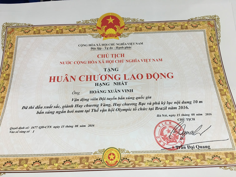 Thể thao - Hoàng Xuân Vinh được trao tặng Huân chương Lao động hạng Nhất