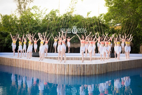 Giải trí - Thí sinh Hoa hậu Việt Nam 2016 khoe sắc vóc nóng bỏng cùng bikini
