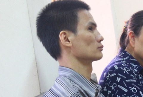 Pháp luật - Lĩnh án 7 năm tù vì giở trò đồi bại với bé gái đáng tuổi cháu bị cáo