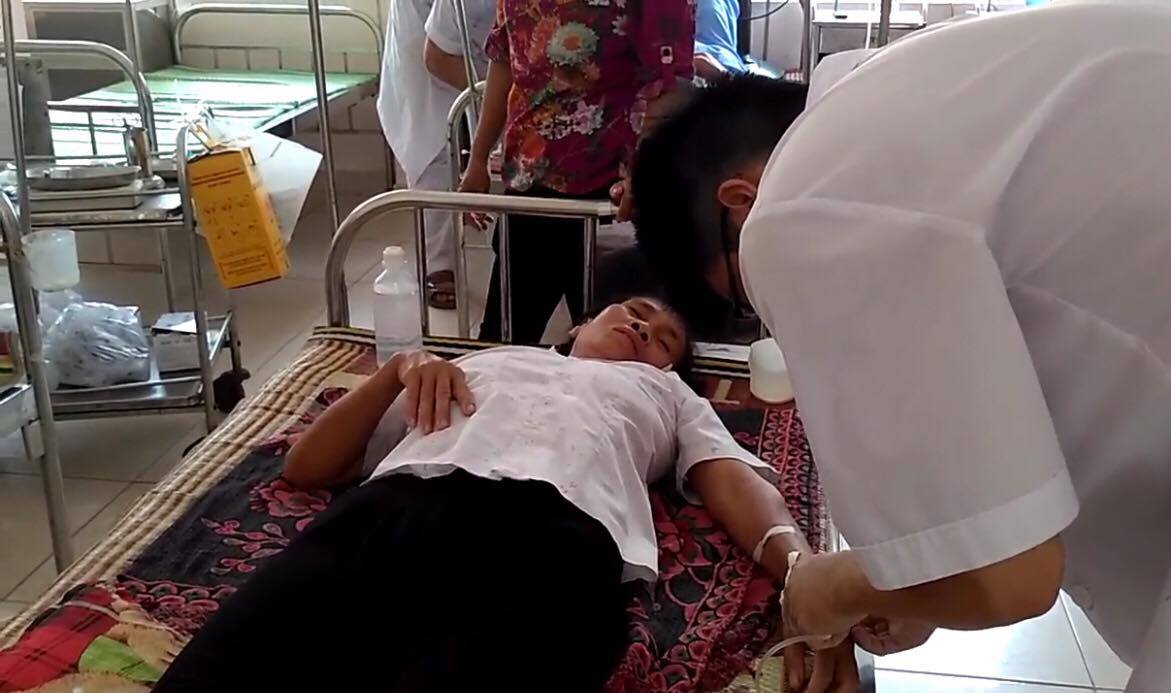 Pháp luật - Vụ 2 cháu bé chết đuối ở Vĩnh Phúc: Đùn đẩy 'quả bóng' trách nhiệm? (Hình 2).