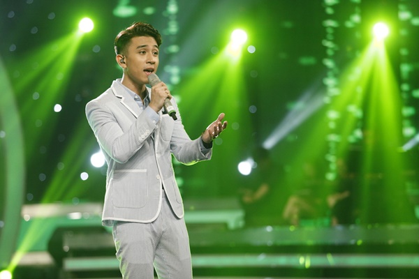 Giải trí - Vietnam Idol 2016 Gala 7: Kết quả của Tùng Dương gây tranh cãi (Hình 2).