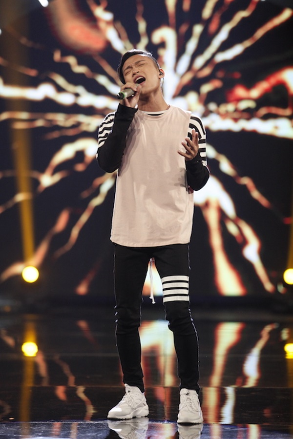 Giải trí - Vietnam Idol 2016 Gala 7: Kết quả của Tùng Dương gây tranh cãi (Hình 3).