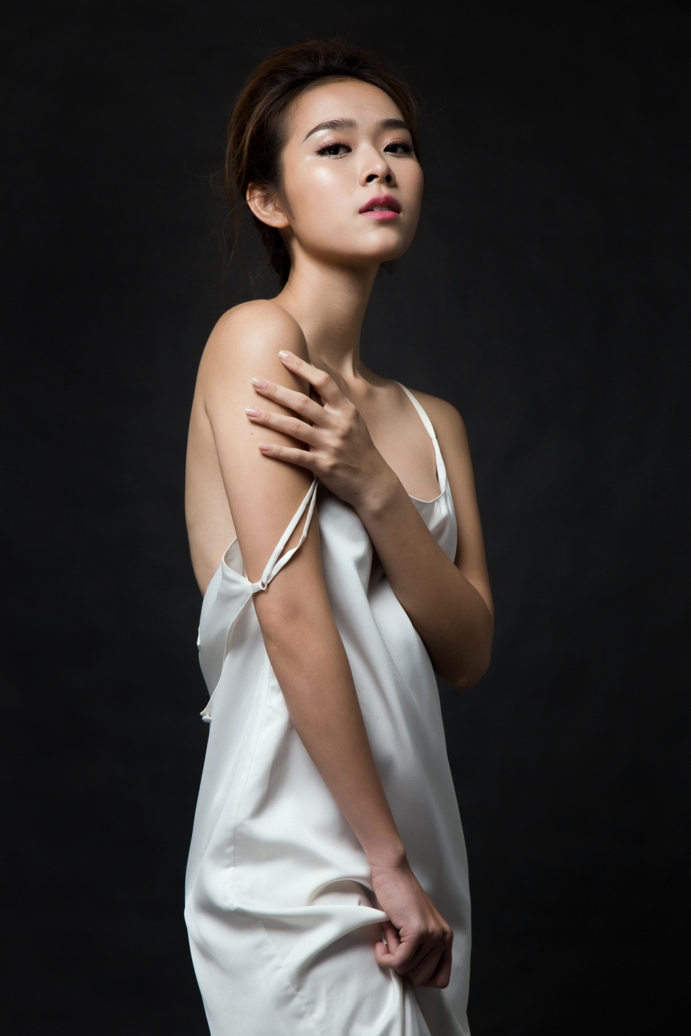 Giải trí - Diệp Bảo Ngọc cẩn trọng khi chụp ảnh sexy để tránh phản cảm (Hình 7).