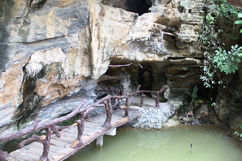 Xã hội - Cận cảnh quán cà phê trong hang đá có 1-0-2 tại miền tây xứ Nghệ (Hình 9).