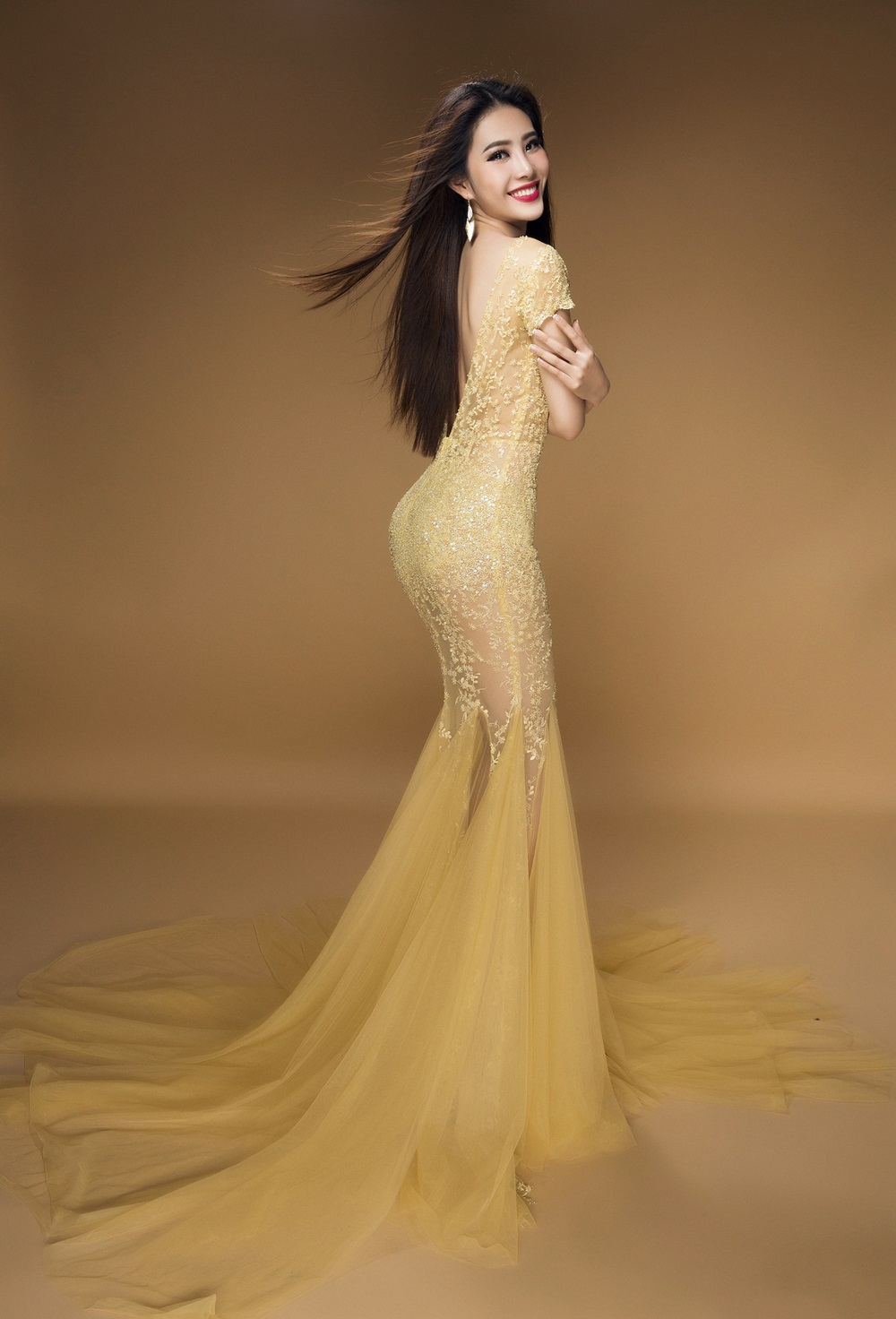 Giải trí - Nam Em chính thức được cấp phép tham dự 'Miss Earth 2016' (Hình 5).