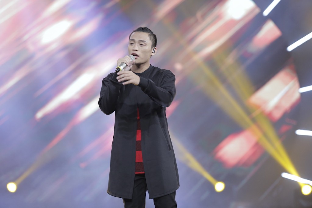Giải trí - Vietnam Idol 2016 Gala 9: Chia tay Quang Đạt trước đêm Chung kết (Hình 2).