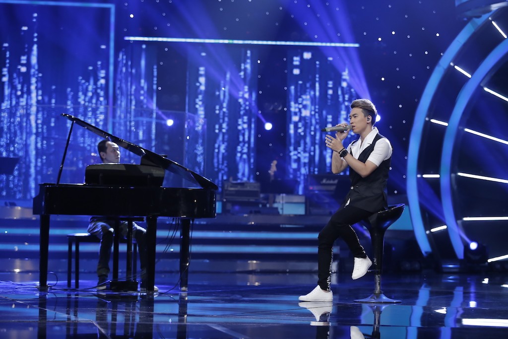 Giải trí - Vietnam Idol 2016 Gala 9: Chia tay Quang Đạt trước đêm Chung kết (Hình 3).