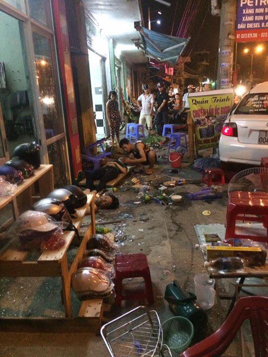 Pháp luật - Say xỉn, lái xe 'điên' đâm 4 người nhập viện ở Hải Phòng trong đêm (Hình 2).