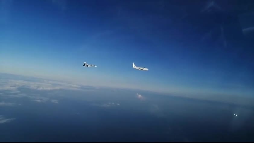 Tiêu điểm - Video: Phát hiện máy bay Mỹ “lởn vởn”, chiến đấu cơ Su-30 Nga lập tức ngăn đứng giữa căng thẳng ở Biển Đen