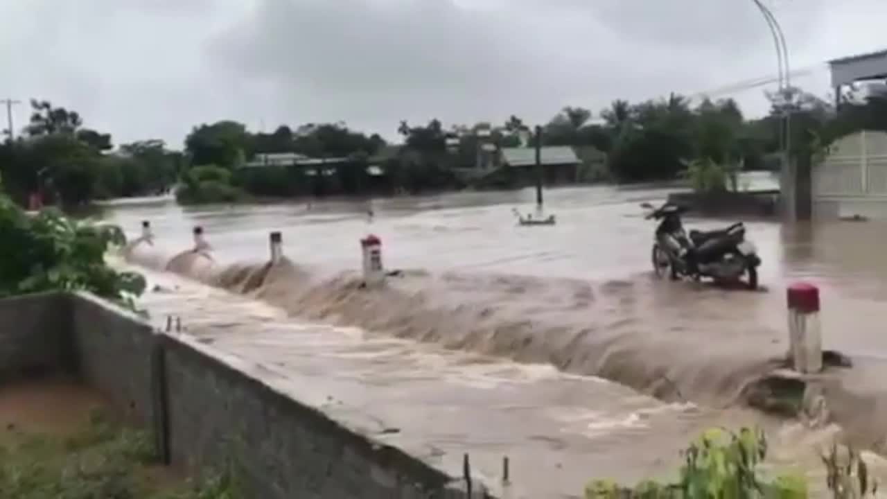 Dân sinh - Nghệ An: Một người mất tích, hàng trăm ngôi nhà bị ngập do mưa lớn