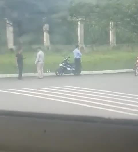 Bắt phó giám đốc công ty bảo vệ cùng nhân viên đánh hội đồng người dân - Báo Người lao động