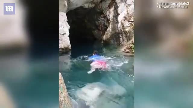 Bất chấp nguy hiểm quay video TikTok, người đàn ông bị cuốn trôi và kết cục đau đớn
