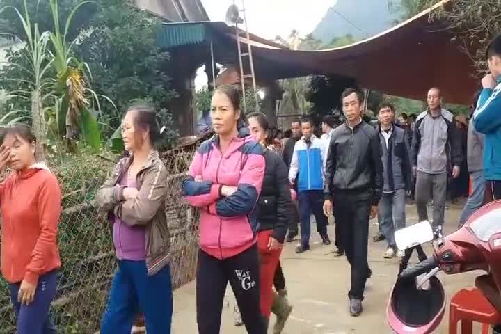 Đám tang của nữ sinh lớp 12 nghi bị người yêu sát hại
