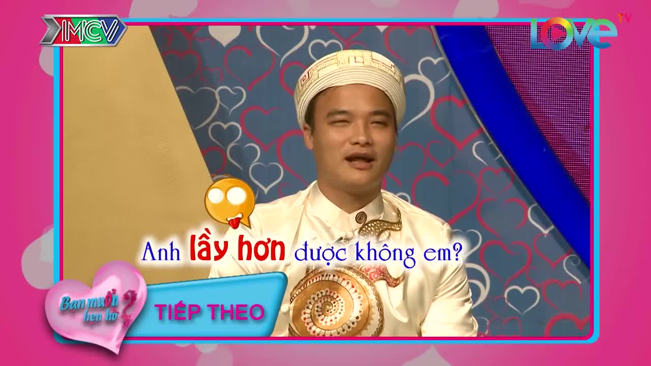 Bạn muốn hẹn hò: Cô nàng siêu lầy lột tóc giả ngay trên sân khấu