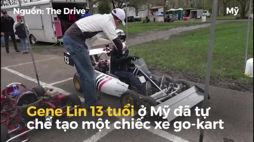 Cận cảnh xe đua 6 bánh tự chế của cậu bé 13 tuổi