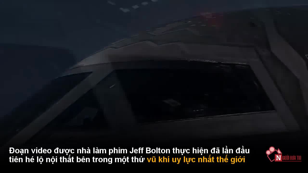 Bên trong máy bay ném bom tàng hình B-2 của Mỹ