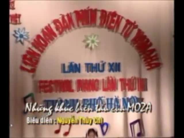 SIÊU ĐỘC: Chi Pu chơi đàn cực điêu luyện năm 10 tuổi