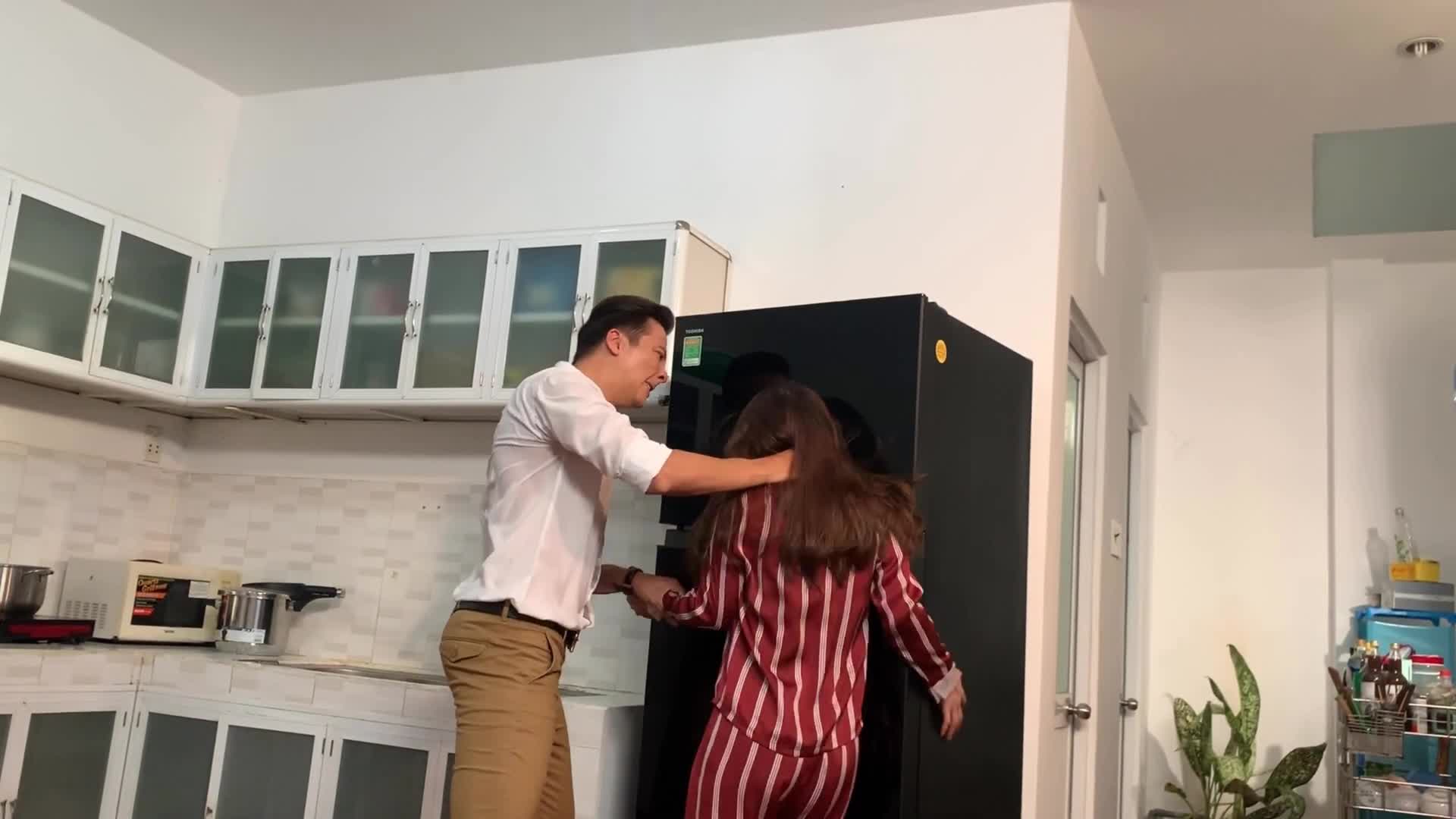 Lộ clip Quỳnh Nga bị đánh bầm dập, tả tơi trong phim mới