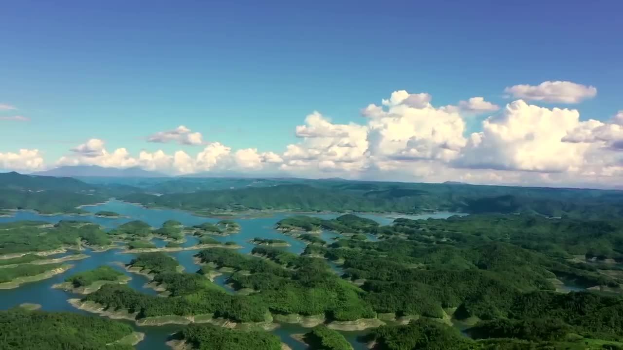 Trailer Đại chiến săn ảnh V&otilde; Ho&agrave;ng Yến, H&ograve;a Minzy.