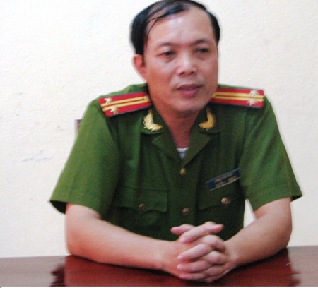 Xã hội - 'Xử lý nghiêm' CSGT đánh dùi cui vào mặt tài xế (Hình 2).