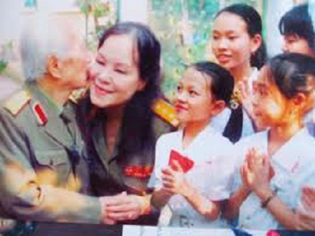 Xã hội - NSND Tường Vy và ký ức khó quên (Hình 3).