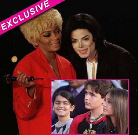 Ph&aacute;p luật - Nghi &aacute;n Michael Jackson chọn người ngo&agrave;i chăm s&oacute;c c&aacute;c con