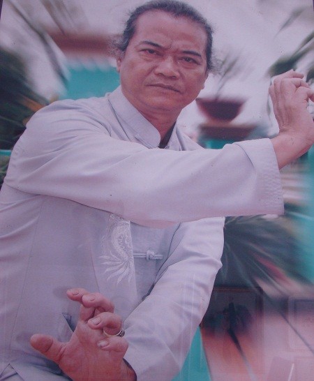 Nghe/Xem - Những cậu bé lang thang trở thành võ sư 'độc cô cầu bại' (Hình 2).