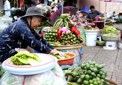 Xã hội - Chợ trầu cau duy nhất sót lại giữa Sài thành