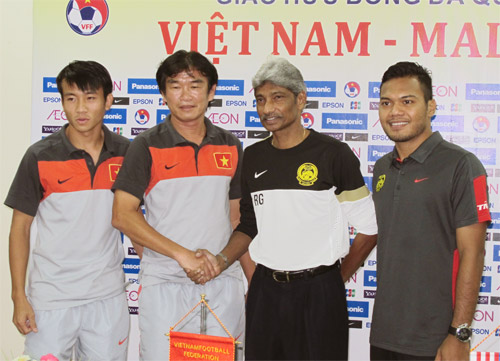 Bóng đá Quốc tế - Vua phá lưới AFF Cup 2010 tâng bốc Công Vinh