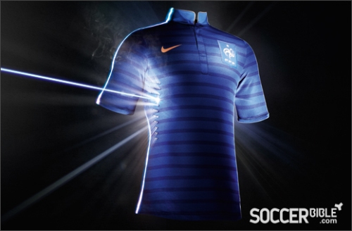 Sự kiện - Lộ áo đấu đội tuyển Pháp Euro 2012 (Hình 6).