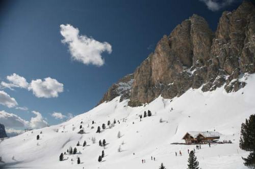 Xã hội - Hoàng hôn trên đỉnh núi tuyết Dolomites (Hình 6).