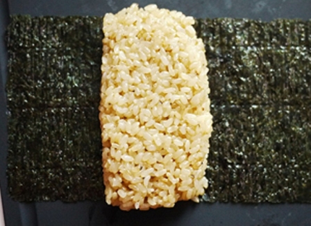Xã hội - Độc đáo văn hóa ẩm thực Mỹ Nhật từ Spam Musubi (Hình 2).