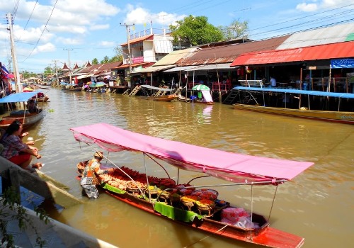 Xã hội - Nam Á, ngày Thu chưa vàng lá (Hình 7).