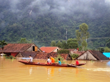 Nhịp sống - Quảng Bình ngập trong lũ, 4 người chết và mất tích